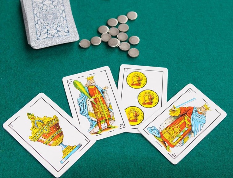 ¿Cómo se juega Brisca? Aprende Paso a Paso